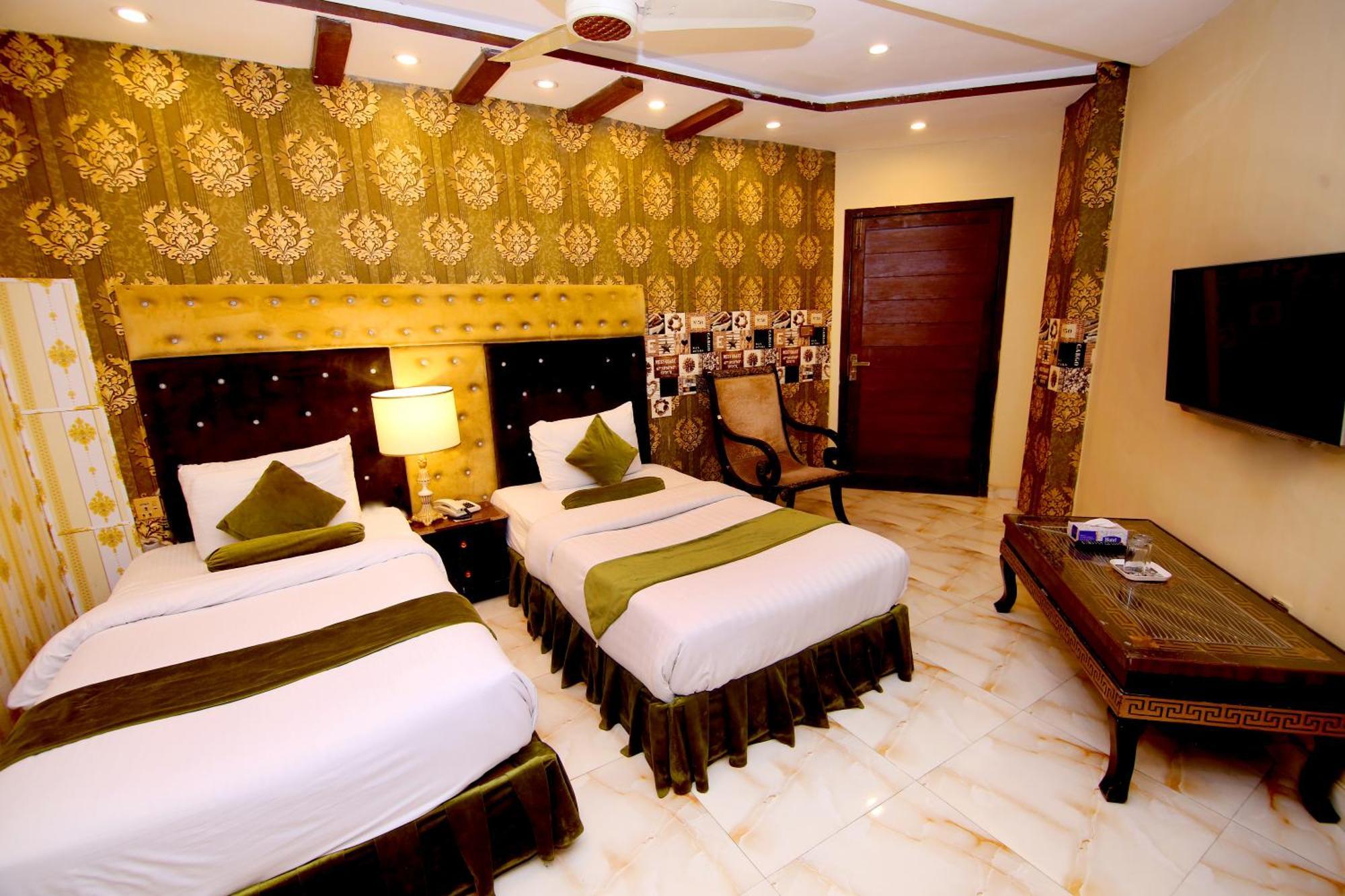 Premier Inn Gulberg Λαχόρη Εξωτερικό φωτογραφία