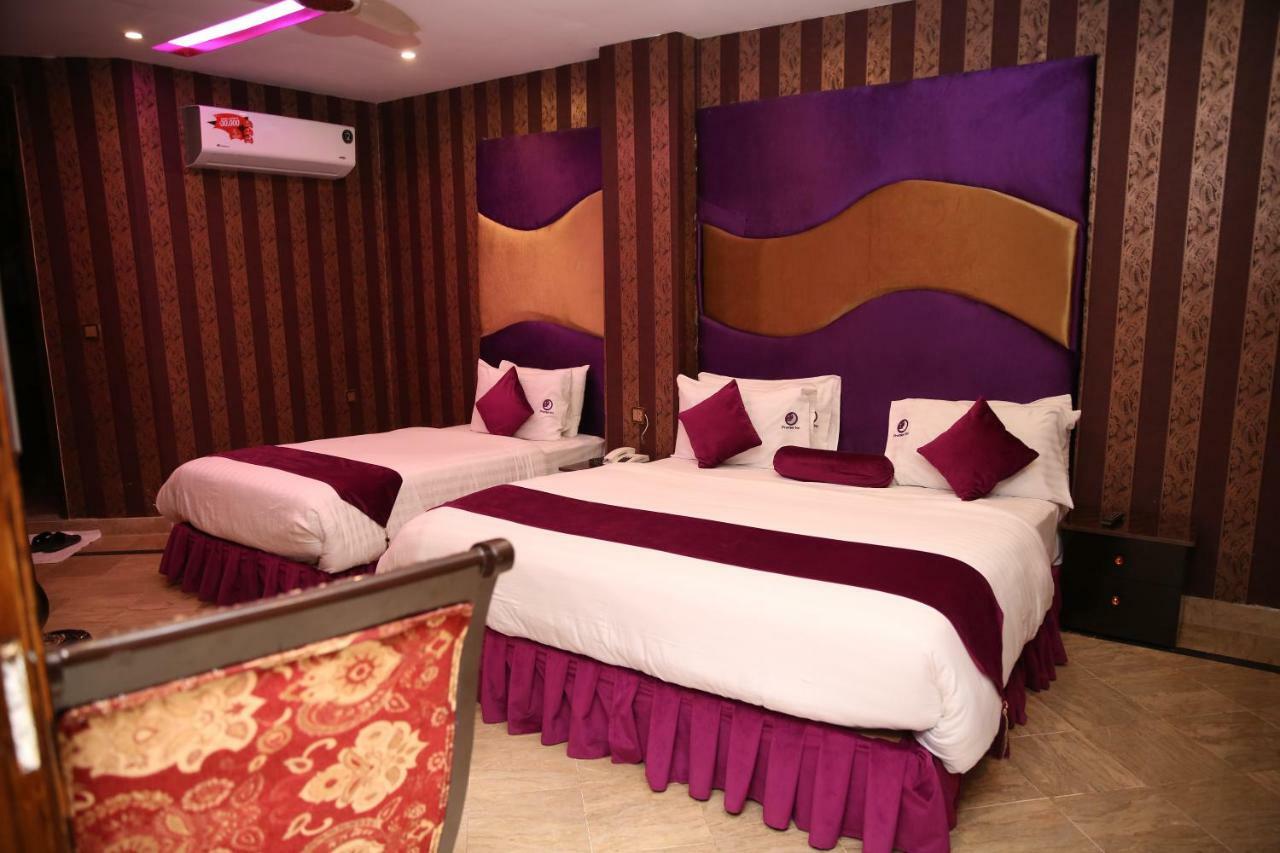 Premier Inn Gulberg Λαχόρη Εξωτερικό φωτογραφία