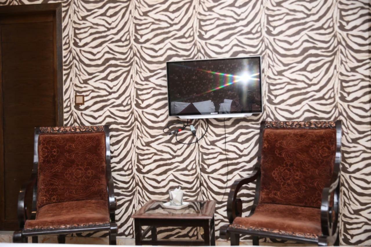 Premier Inn Gulberg Λαχόρη Εξωτερικό φωτογραφία