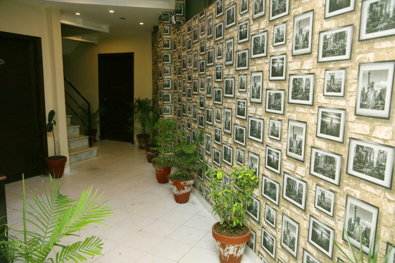 Premier Inn Gulberg Λαχόρη Εξωτερικό φωτογραφία